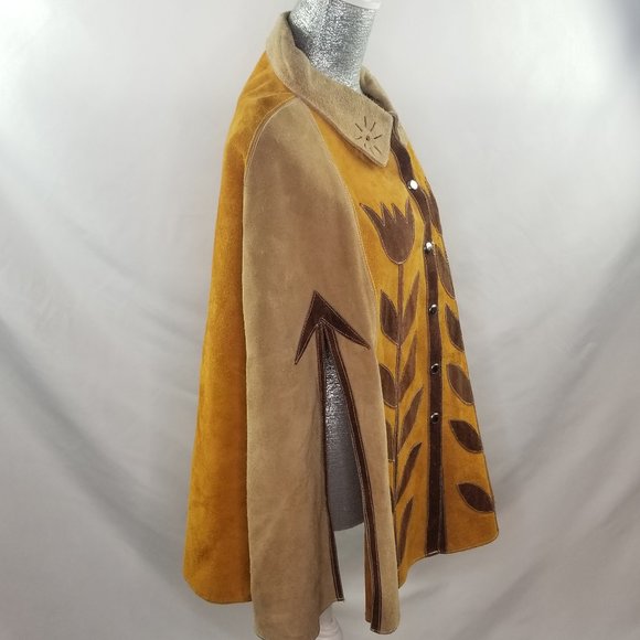 VINTAGE 1960’s Two-tone Suede Cape - Picture 3 of 9